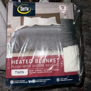 Serta Gray Heated Blanket with Sherpa Reverse - Twin